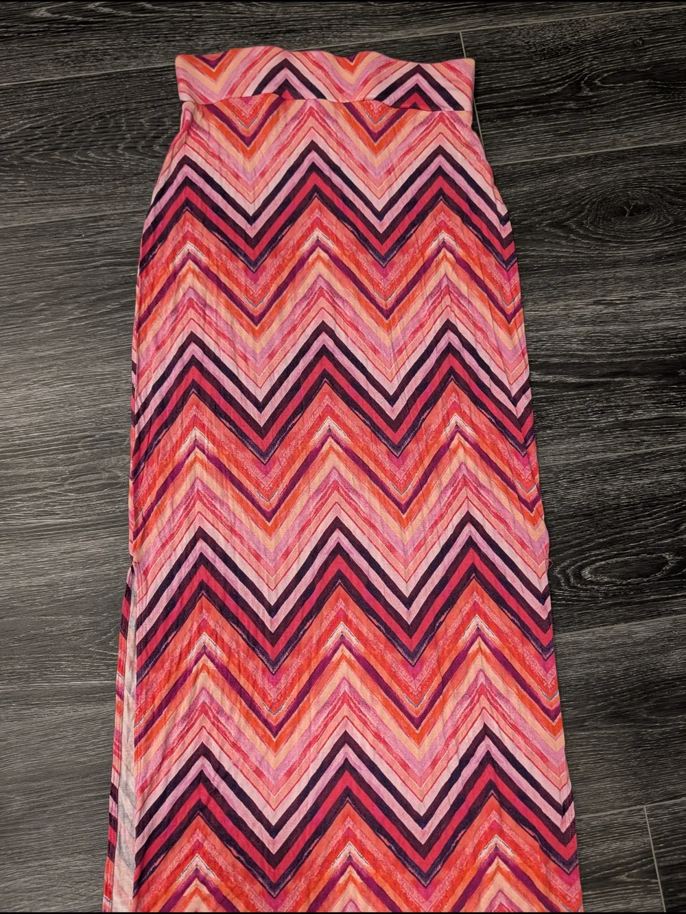 a.n.a bold chevron
